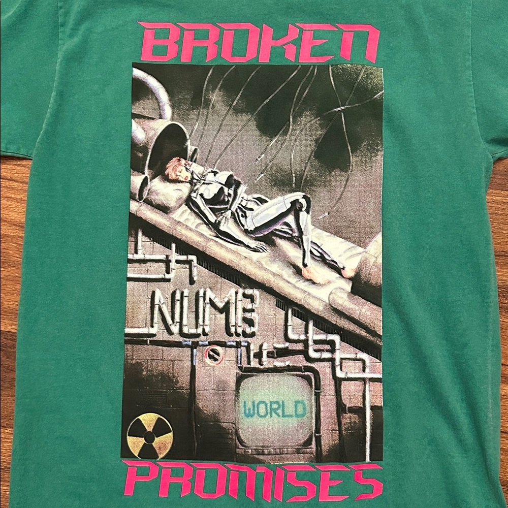 Broken Promises tee - Picture 6 of 6